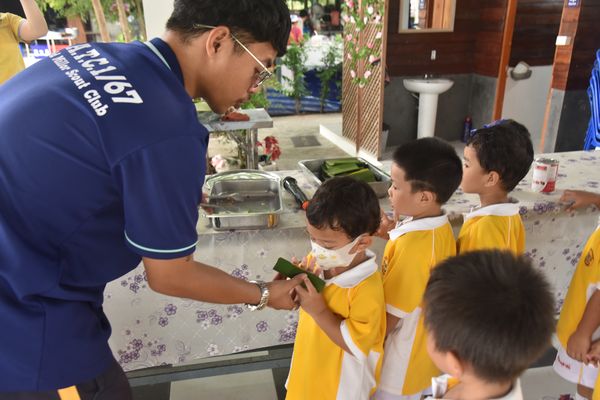 โรงเรียนปรีชานุศาสน์